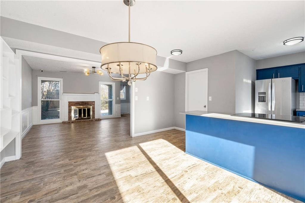 1503 Crossgate Drive Lawrence, KS 66047 - Photo 8 of 27