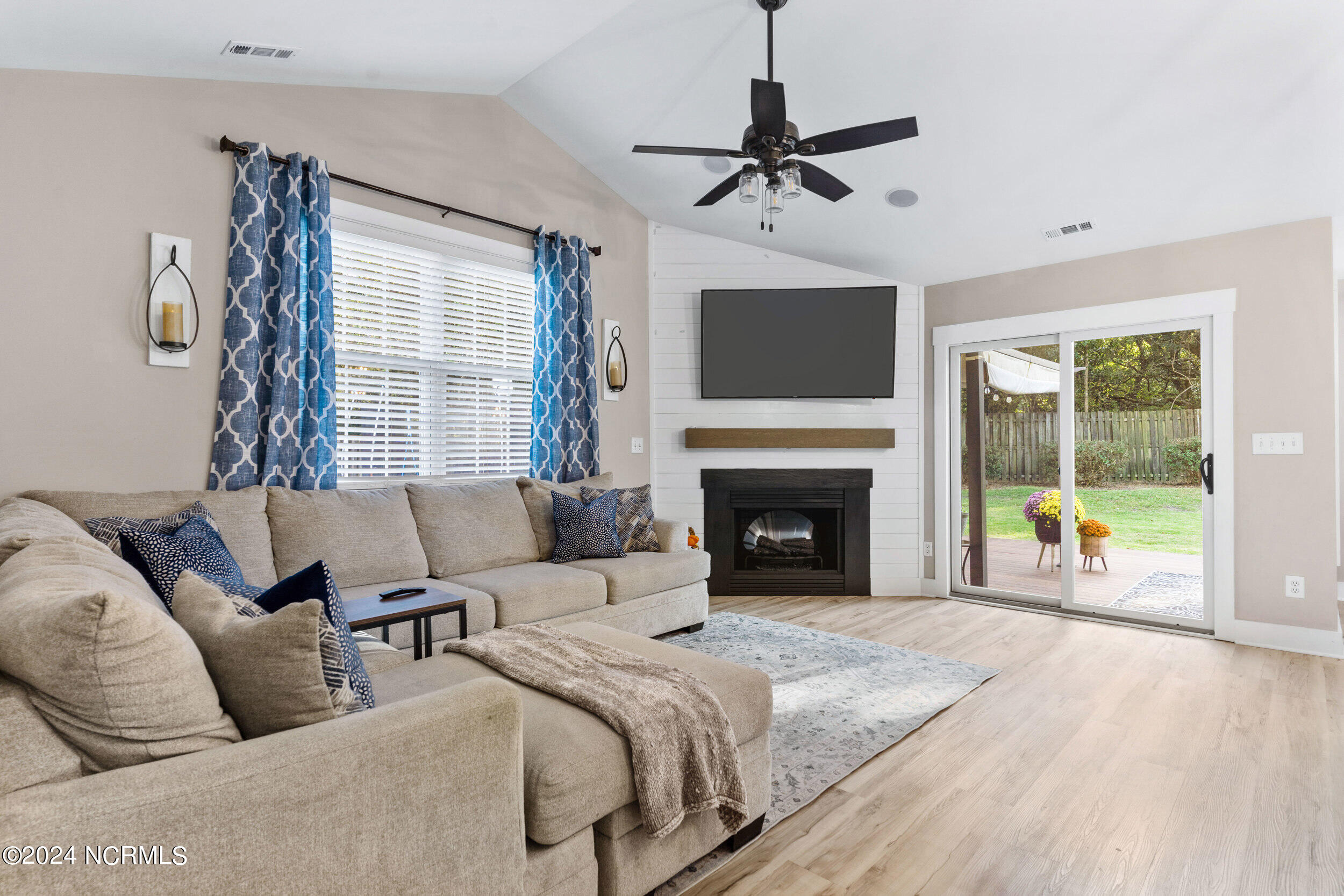 5003 Long Pointe Road Wilmington, NC 28409 - Photo 4 of 34 5003longpointerd_00006