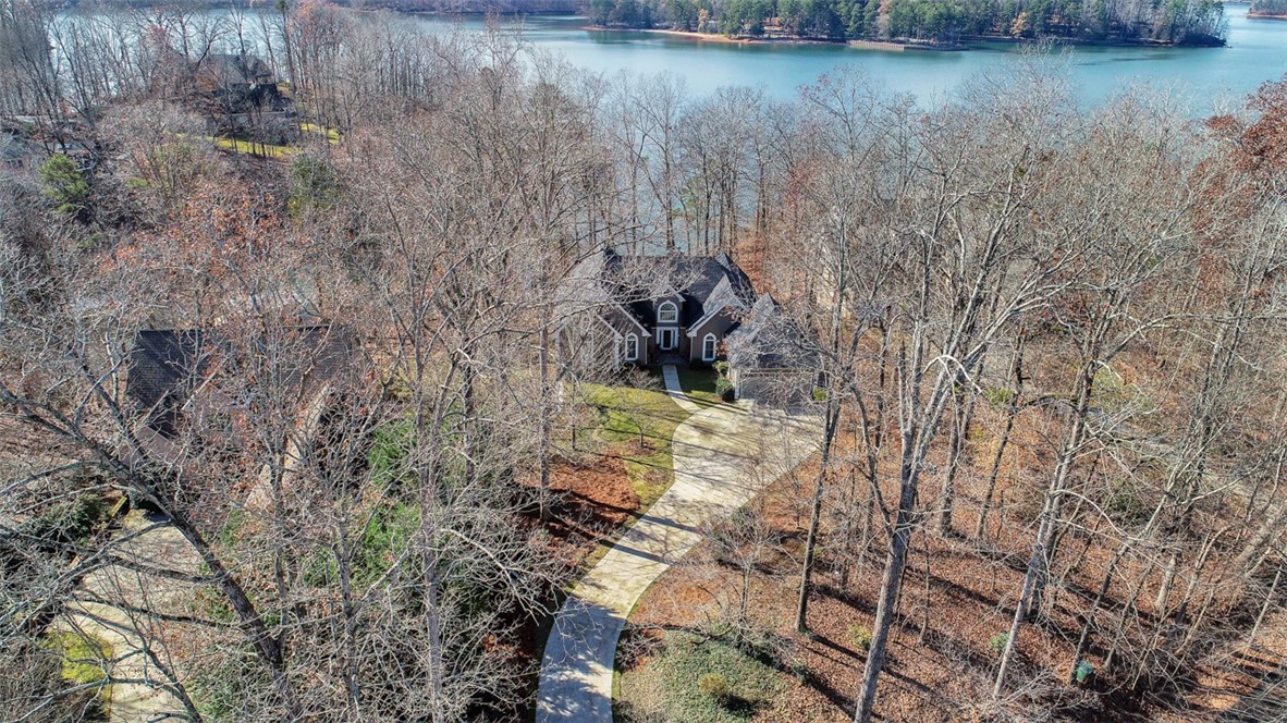 105 Reeder Point Road Fair Play, SC 29643 - Photo 2 of 39 Gallery Image 2