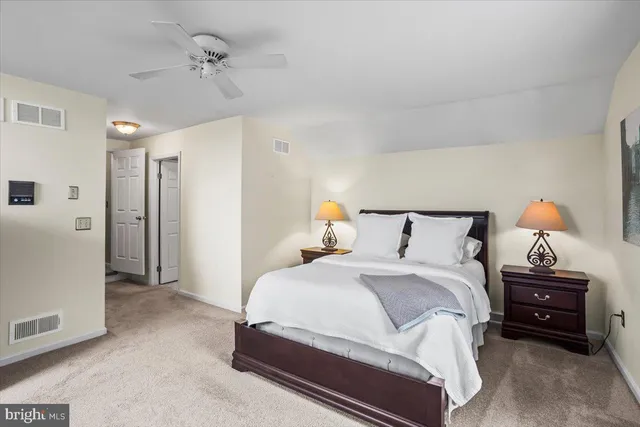 $539,900 | 909 Lindsay Lane, Lancaster, PA 17601