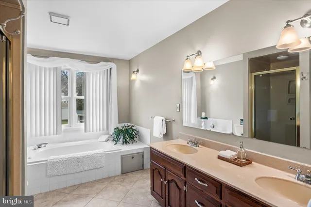 $539,900 | 909 Lindsay Lane, Lancaster, PA 17601