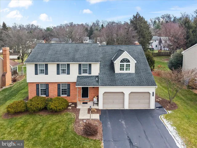 $539,900 | 909 Lindsay Lane, Lancaster, PA 17601