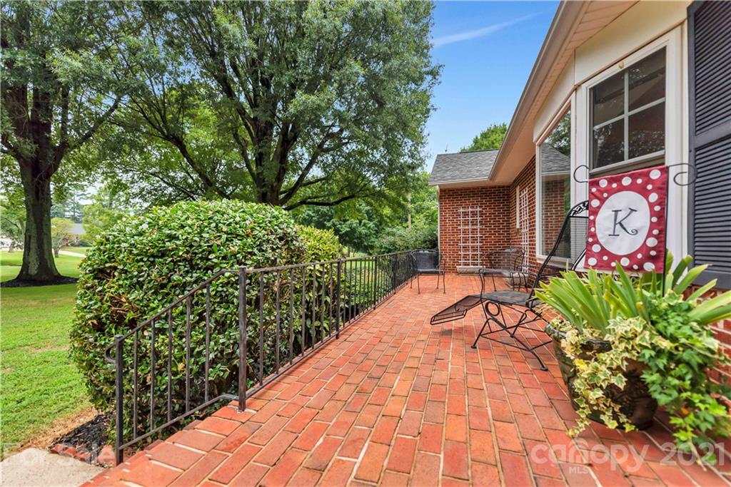 404 Dameron Road Bessemer City, NC 28016 - Photo 8 of 47 a view of a garden with flowers
