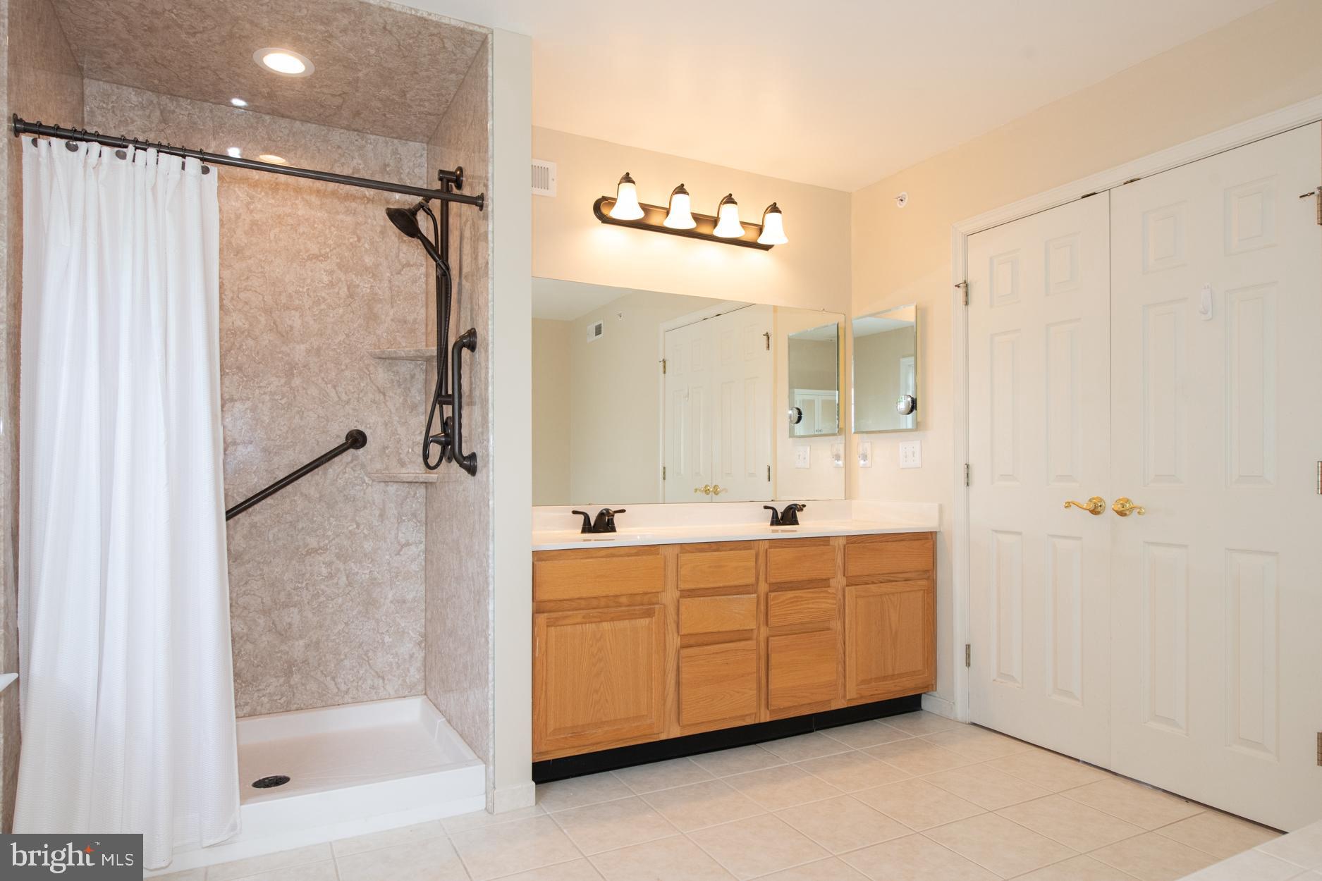 2250 Nottinghamshire Road Furlong, PA 18925 - Photo 30 of 70 Master Bathroom