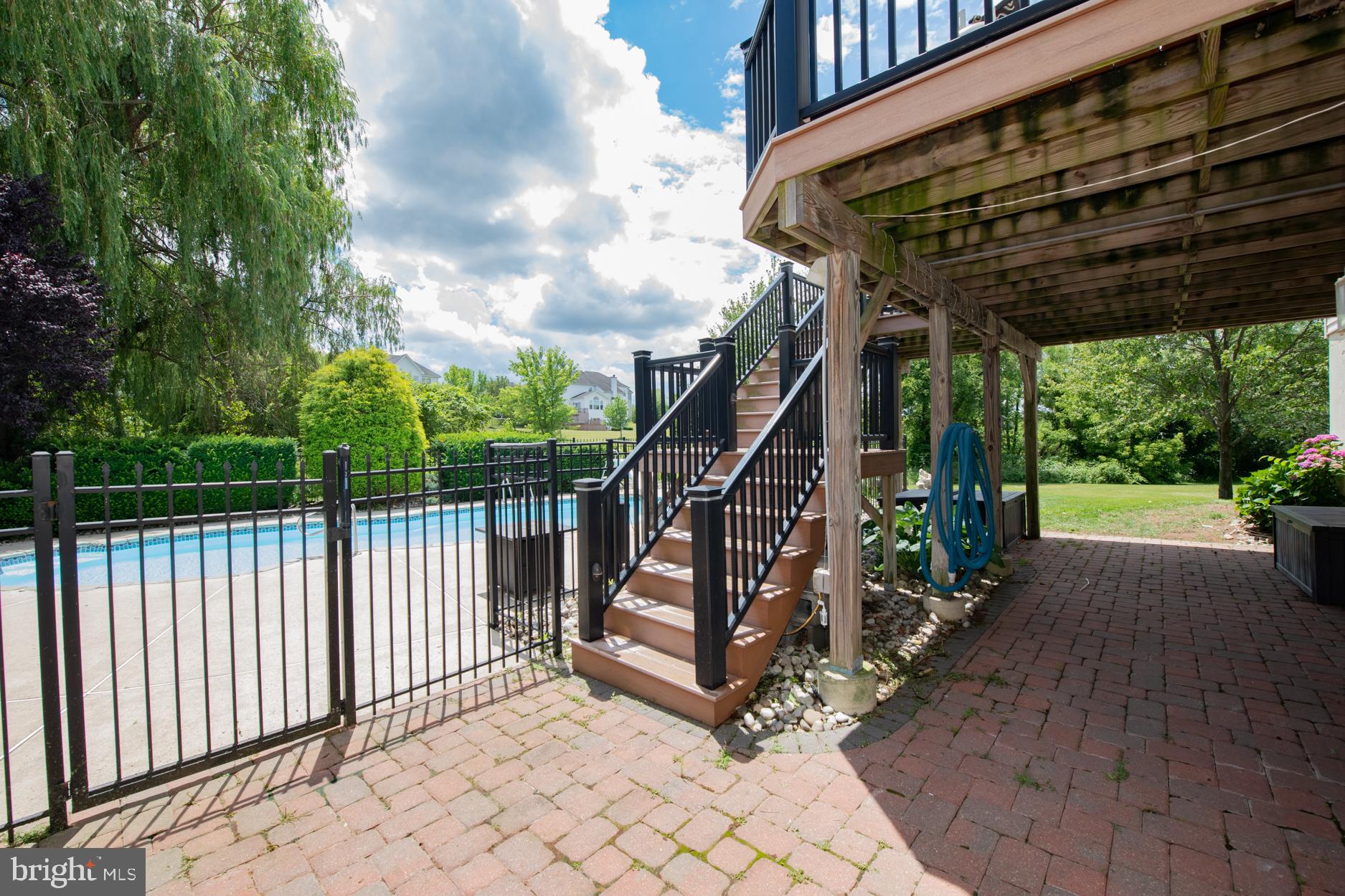 2250 Nottinghamshire Road Furlong, PA 18925 - Photo 49 of 70 Paver Patio