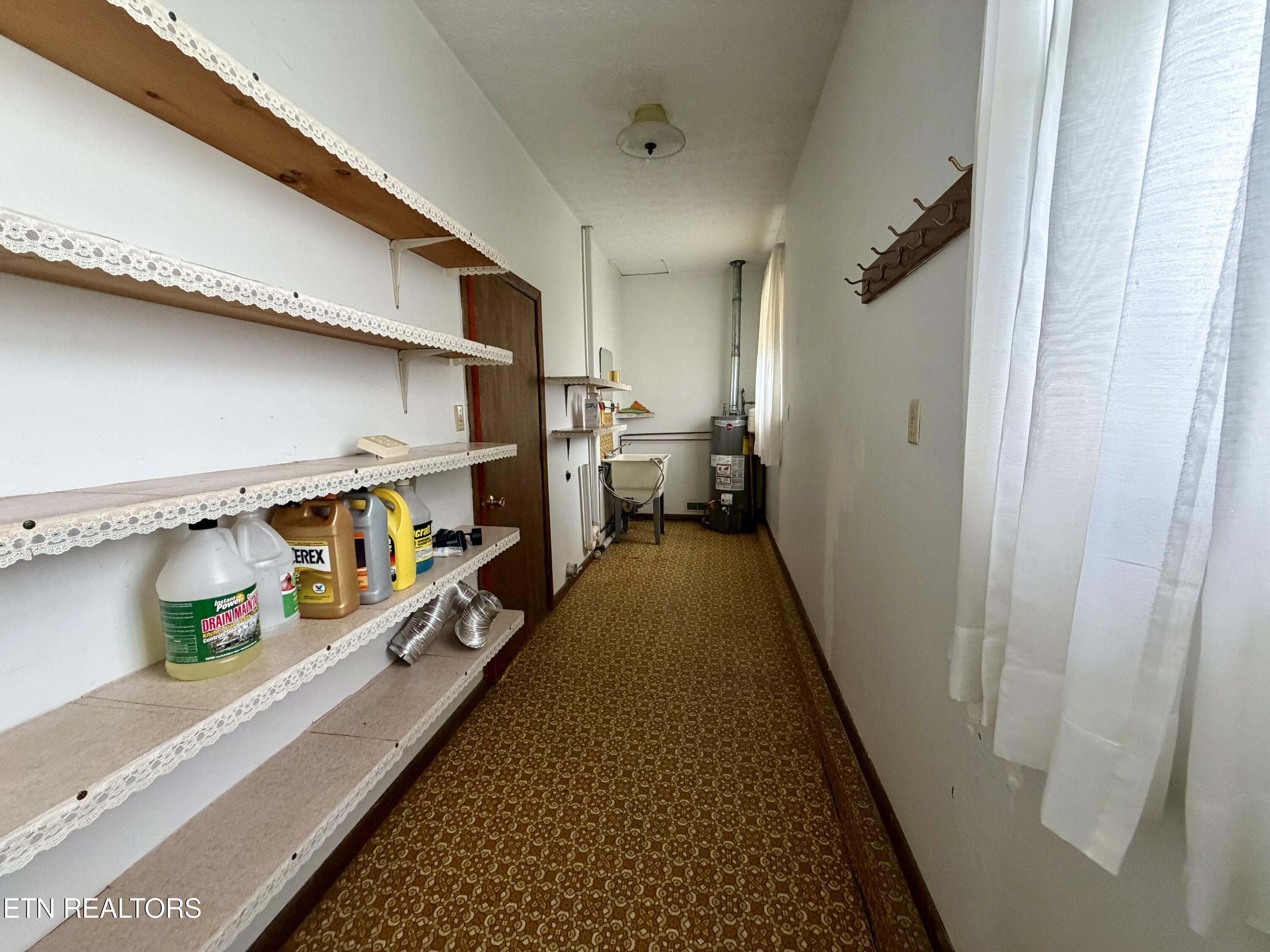 302 South Apache Road Clinton, TN 37716 - Photo 18 of 22 IMG_7931