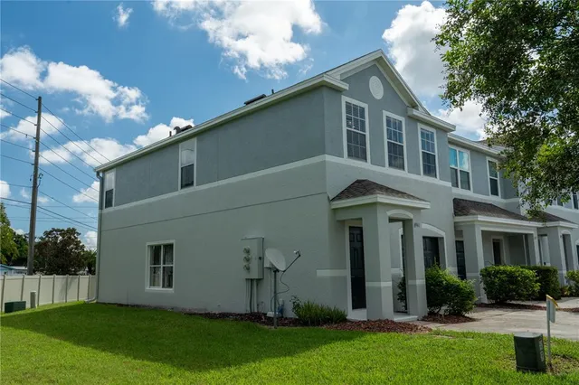 $2,595 | 6941 47th Lane North, Pinellas Park, FL 33781