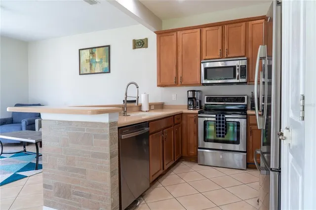 $2,595 | 6941 47th Lane North, Pinellas Park, FL 33781