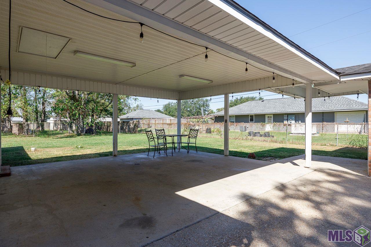 41076 Courtney Road Gonzales, LA 70737 - Photo 6 of 22 Gallery Image 6