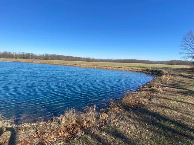 a view of lake view with ocean