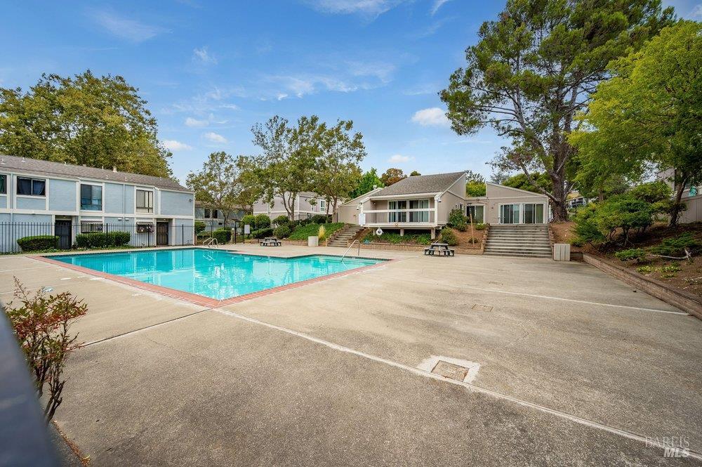 900 Southampton Road, Unit 11 Benicia, CA 94510 - Photo 29 of 36