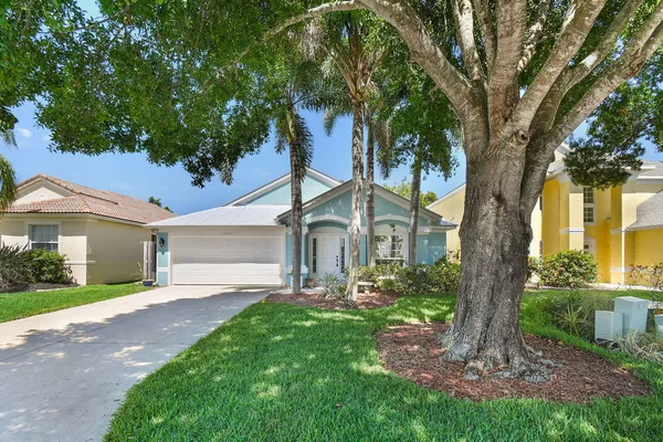 $639,000 | 1959 Northwest Marsh Rabbit Lane, Jensen Beach, FL 34957