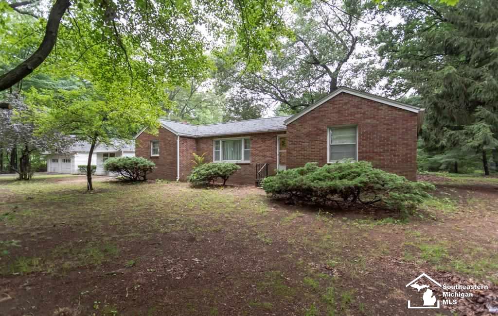6500 Secor Road Petersburg, MI 49270 - Photo 2 of 36