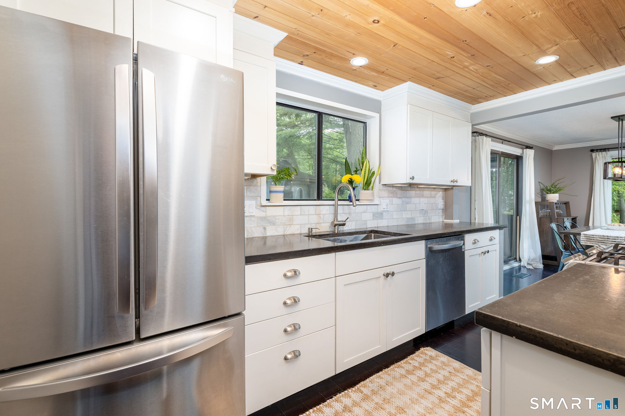 15 Gray Pine Common, Unit 15 Avon, CT 06001 - Photo 11 of 40