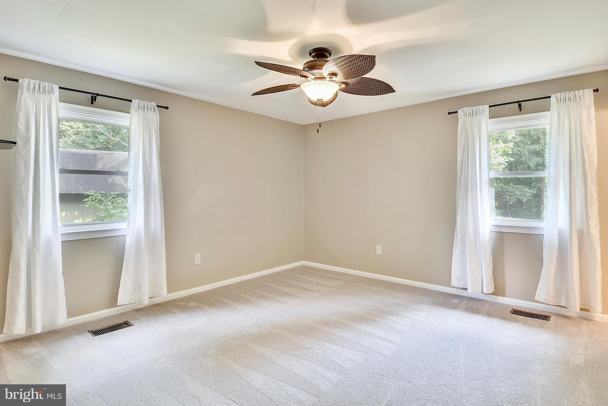 7301 Token Valley Road Manassas, VA 20112 - Photo 12 of 29 Master Bedroom w/ Lots of Natural Light