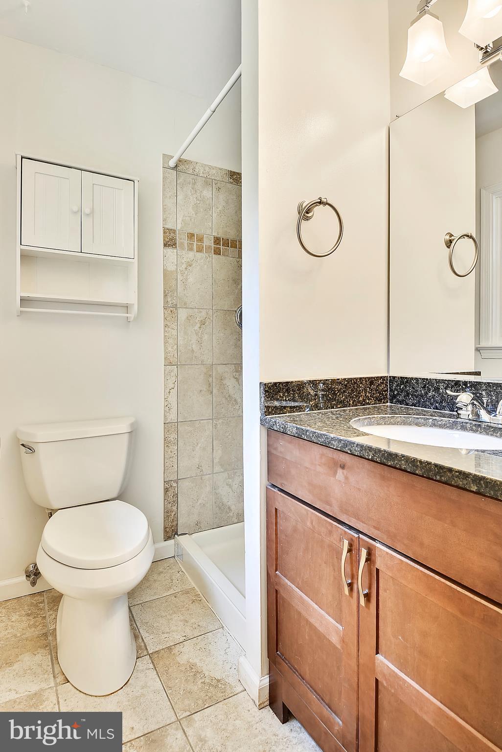 7301 Token Valley Road Manassas, VA 20112 - Photo 14 of 29 Updated Master Bath w/ Custom Tile