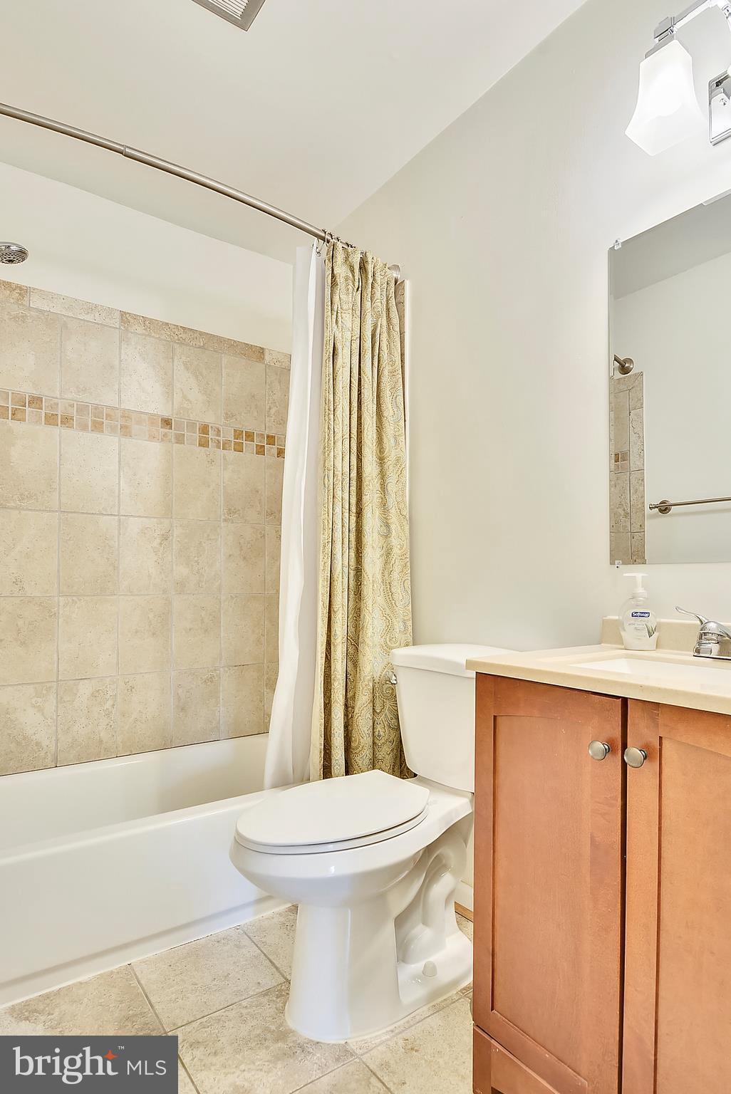 7301 Token Valley Road Manassas, VA 20112 - Photo 20 of 29 Hall Bath Updated w/ Custom Tile