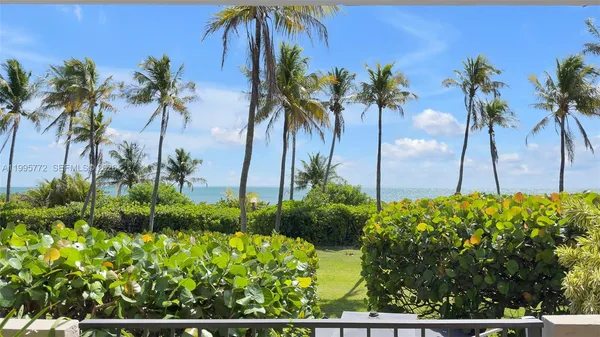$4,450,000 | 201 Crandon Boulevard, Unit 175, Key Biscayne, FL 33149