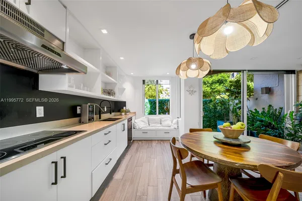 $4,450,000 | 201 Crandon Boulevard, Unit 175, Key Biscayne, FL 33149