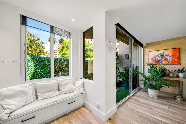 $4,450,000 | 201 Crandon Boulevard, Unit 175, Key Biscayne, FL 33149