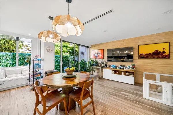 $4,450,000 | 201 Crandon Boulevard, Unit 175, Key Biscayne, FL 33149