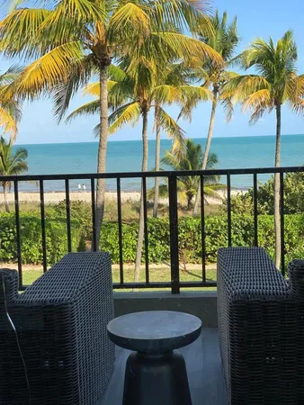 $4,450,000 | 201 Crandon Boulevard, Unit 175, Key Biscayne, FL 33149