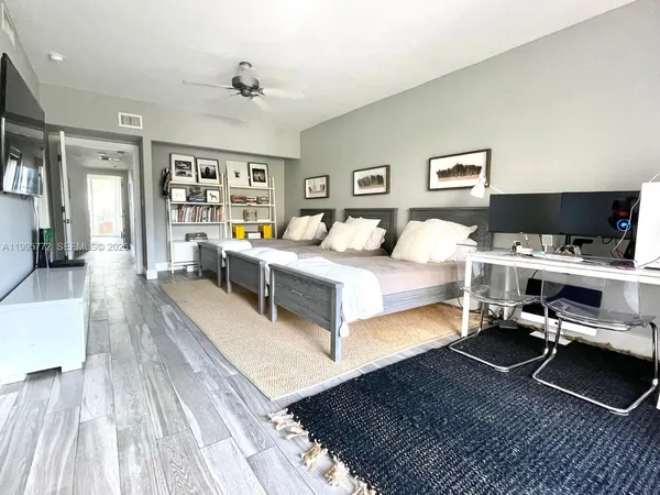 $4,450,000 | 201 Crandon Boulevard, Unit 175, Key Biscayne, FL 33149