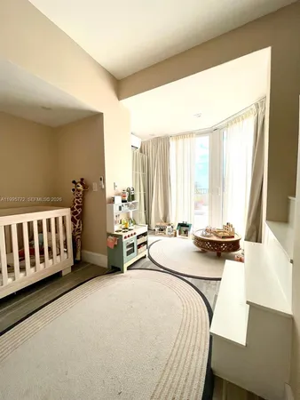 $4,450,000 | 201 Crandon Boulevard, Unit 175, Key Biscayne, FL 33149