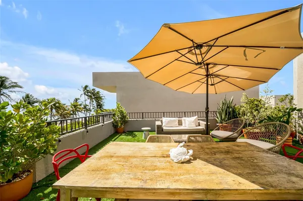 $4,450,000 | 201 Crandon Boulevard, Unit 175, Key Biscayne, FL 33149