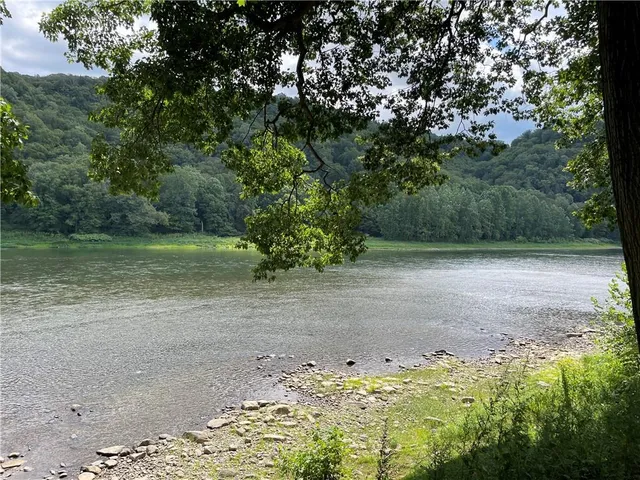 $475,000 | 1850 Rockland Station Road, Kennerdell, PA 16374