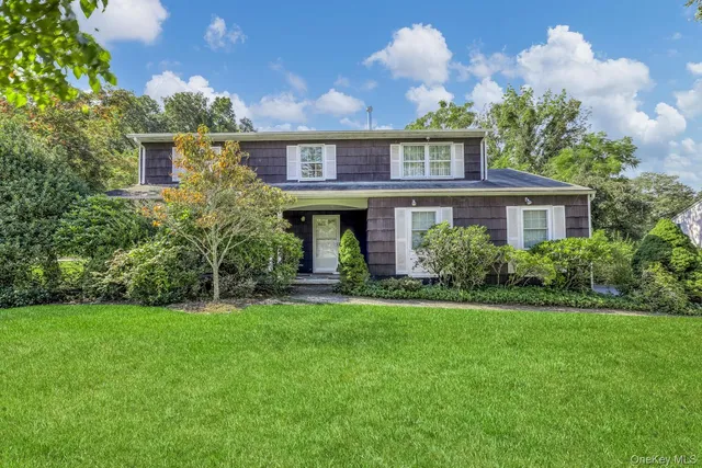 $1,100,000 | 3 Macintosh Lane, Monsey, NY 10952