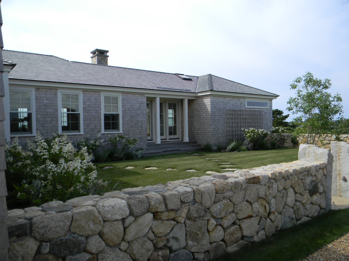 11 Stonewall Road Chilmark, MA 02535 - Photo 2 of 14 Gallery Image 2