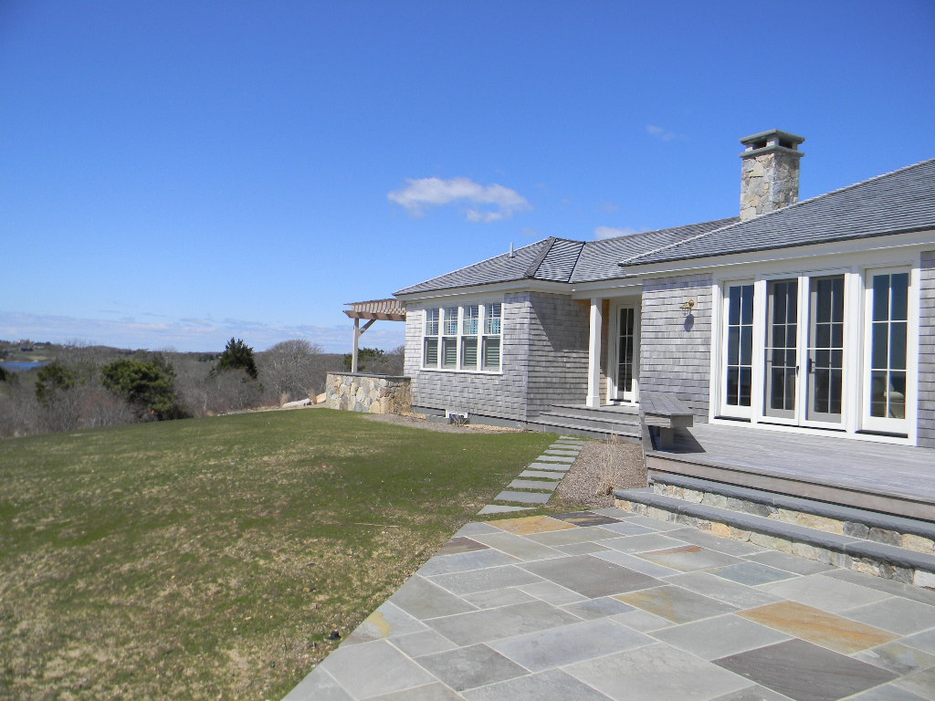 11 Stonewall Road Chilmark, MA 02535 - Photo 12 of 14 Gallery Image 12