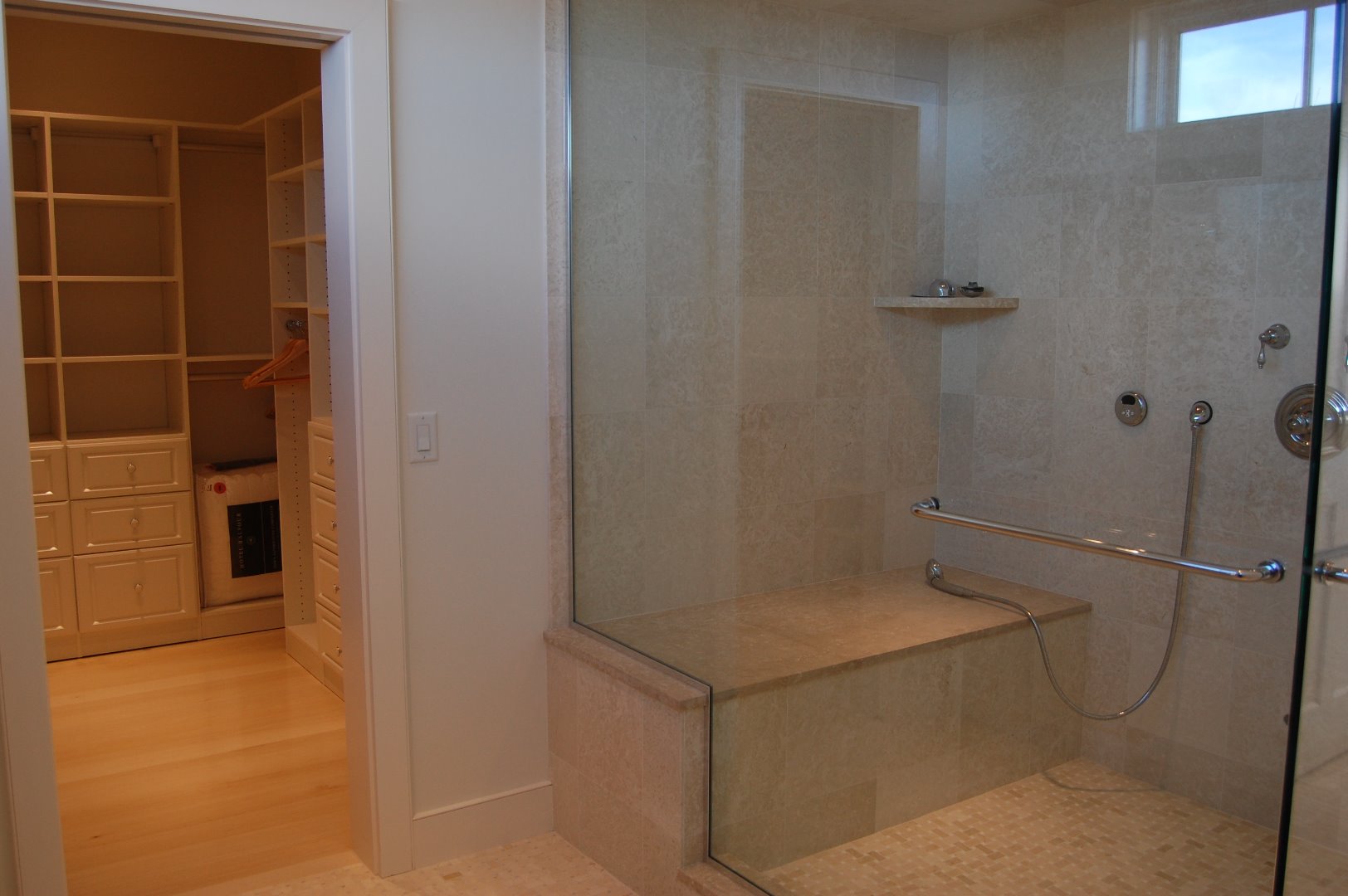 11 Stonewall Road Chilmark, MA 02535 - Photo 3 of 14 Gallery Image 3