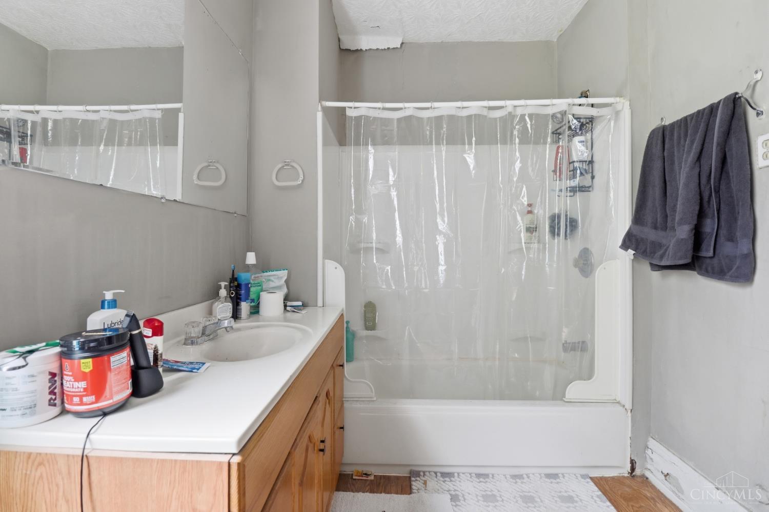 219 Atkinson Street Cincinnati, OH 45219 - Photo 27 of 57