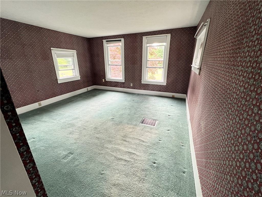 15580 Tavern Road Burton, OH 44021 - Photo 13 of 26