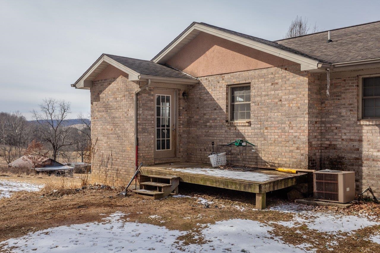 3950 Happy Valley Road Penn Laird, VA 22846 - Photo 34 of 63