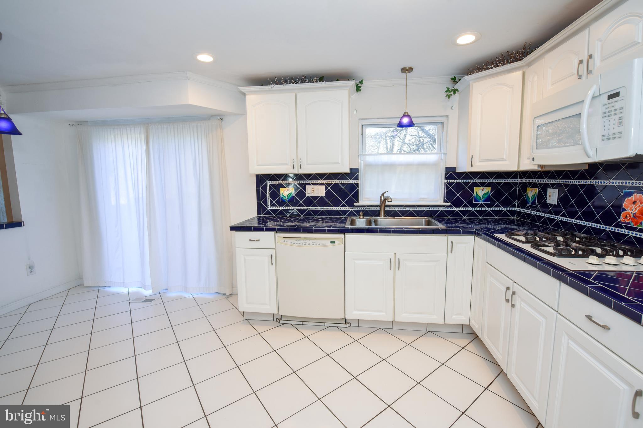 75 Sunshine Road Southampton, PA 18966 - Photo 13 of 40 Gallery Image 13