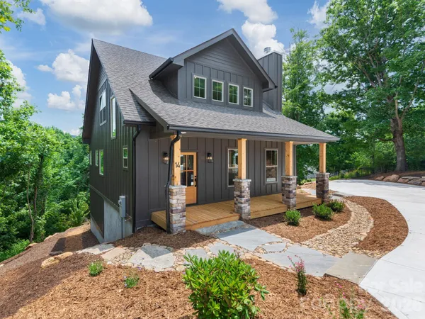 $850,000 | 14 Yost Street, Weaverville, NC 28787