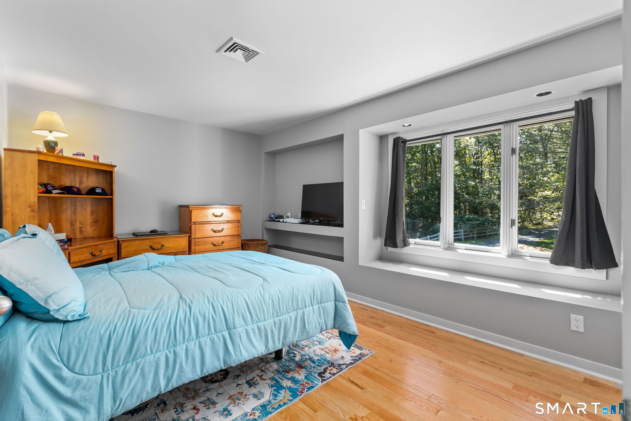 24 Roxbury Road Roxbury, CT 06783 - Photo 28 of 39 Gallery Image 28