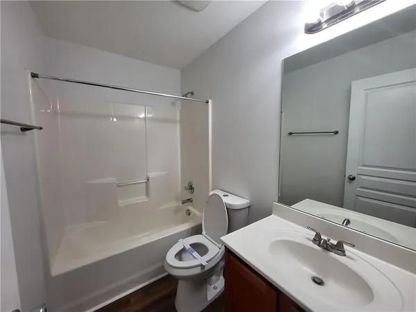 $2,495 | 4231 Suwanee Brook Court, Buford, GA 30518