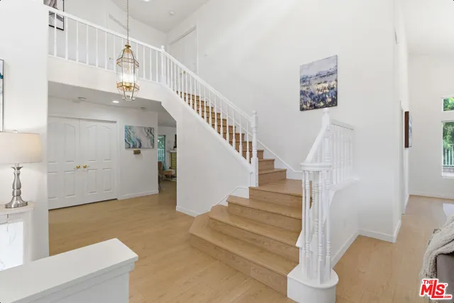 $999,999 | 28360 Easton Lane, Santa Clarita, CA 91350