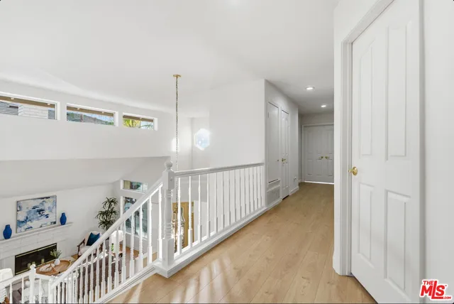 $999,999 | 28360 Easton Lane, Santa Clarita, CA 91350