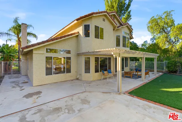 $999,999 | 28360 Easton Lane, Santa Clarita, CA 91350