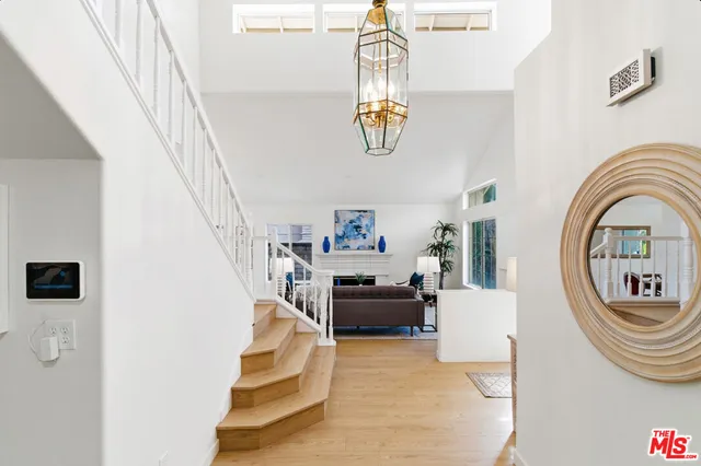 $999,999 | 28360 Easton Lane, Santa Clarita, CA 91350