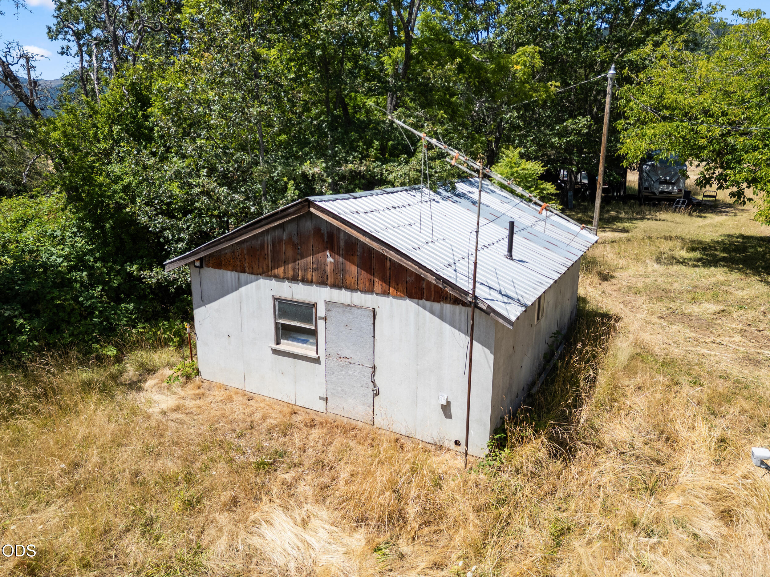 2670 Kincaid Road Williams, OR 97544 - Photo 14 of 17