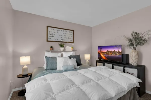 $259,900 | 232 Greenvalley Court, Jerome, MI 49249