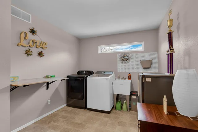 $259,900 | 232 Greenvalley Court, Jerome, MI 49249