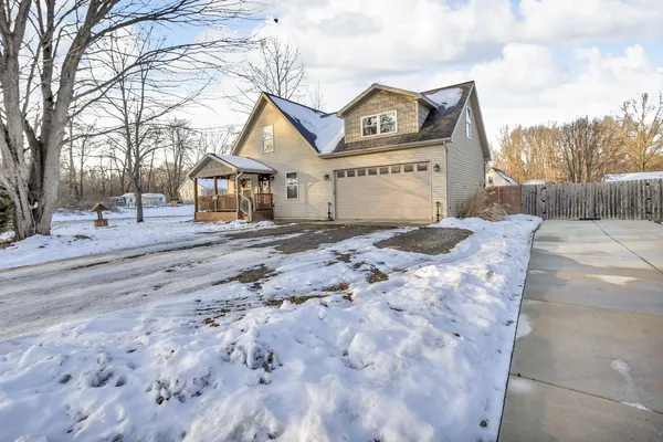 $259,900 | 232 Greenvalley Court, Jerome, MI 49249