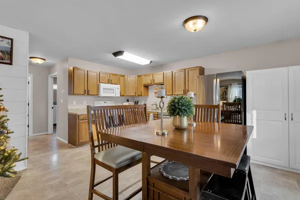 $259,900 | 232 Greenvalley Court, Jerome, MI 49249